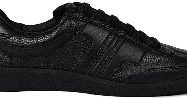 Compakt Black