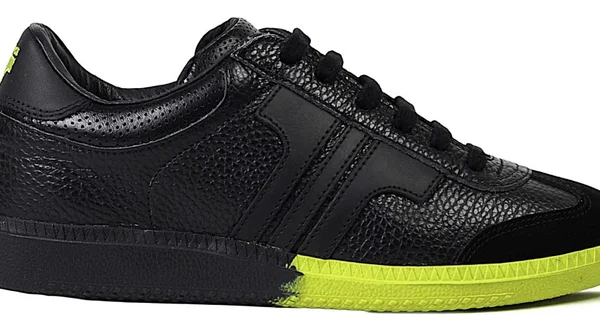 Compakt Black inverse