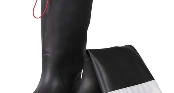 Hai Barefoot Rubber Boot Black
