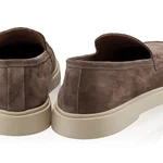 7362 Crosta Taupe
