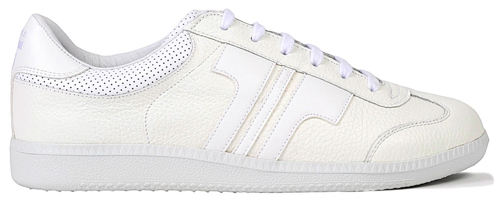 Compakt White