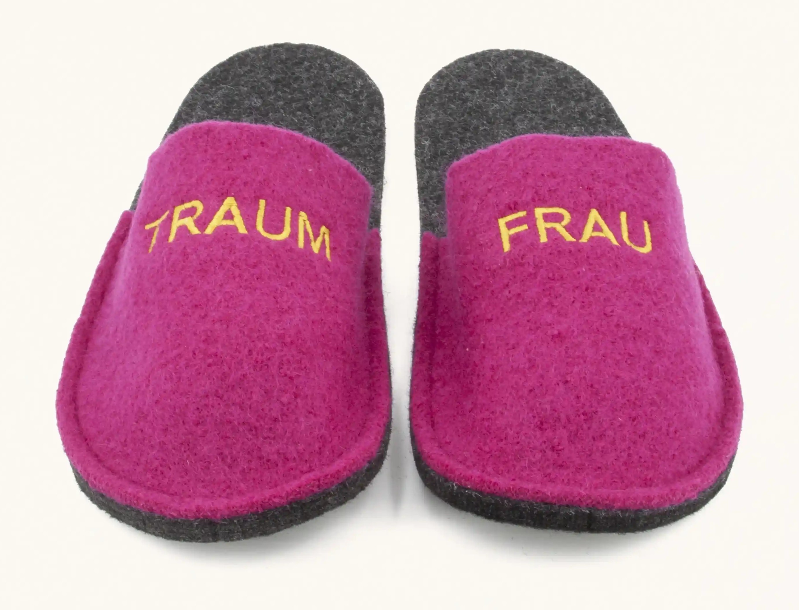 Happy *TRAUM FRAU*